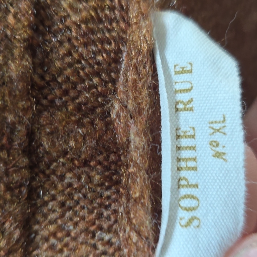 Sophie Rue - Picture 2 of 2